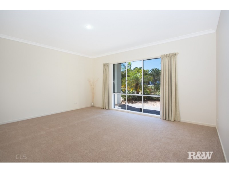 11 Seaside Drive, Banksia Beach QLD 4507