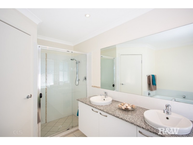 11 Seaside Drive, Banksia Beach QLD 4507