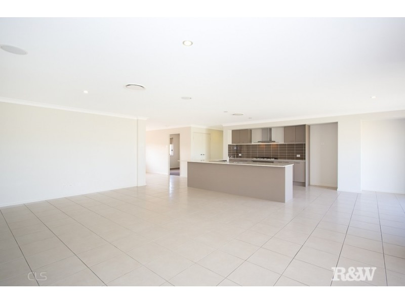 3 Rivercherry Ave, Banksia Beach QLD 4507