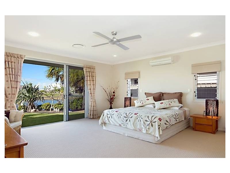 76 Cosmos Avenue, Banksia Beach QLD 4507