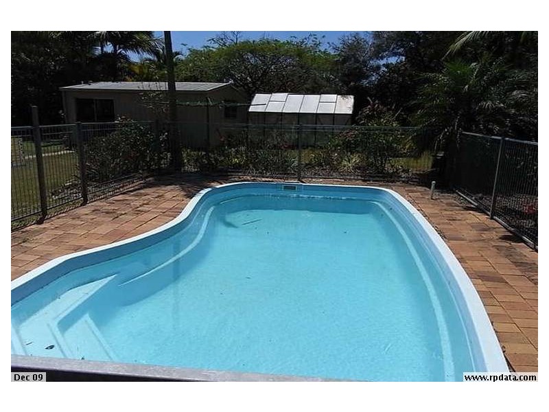 17 Lever Court, Ningi QLD 4511