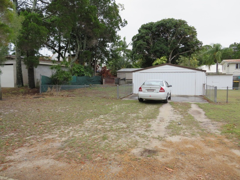 12 Cumming Street, Bongaree QLD 4507