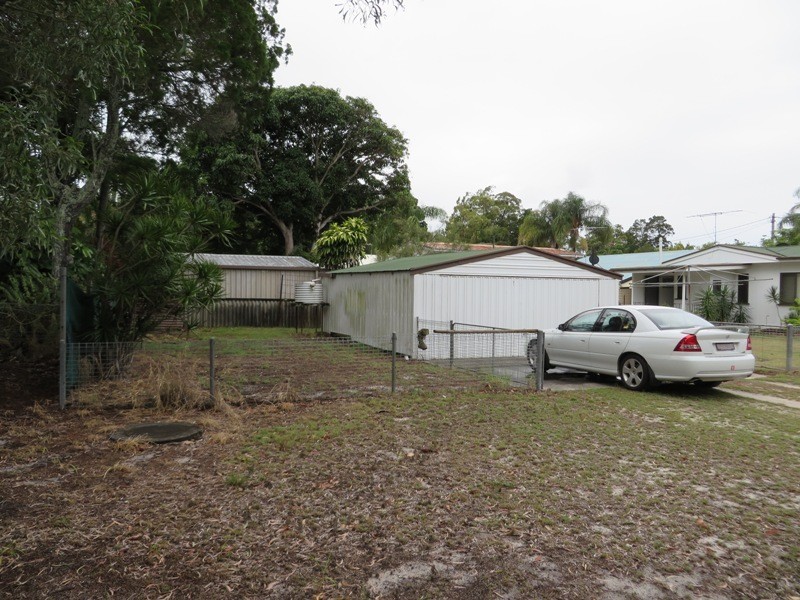 12 Cumming Street, Bongaree QLD 4507