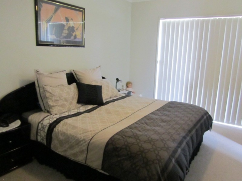 77 Phoenix Avenue, Bongaree QLD 4507