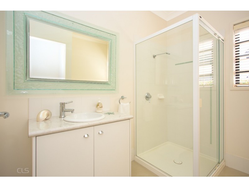 18 Catamaran Court, Banksia Beach QLD 4507