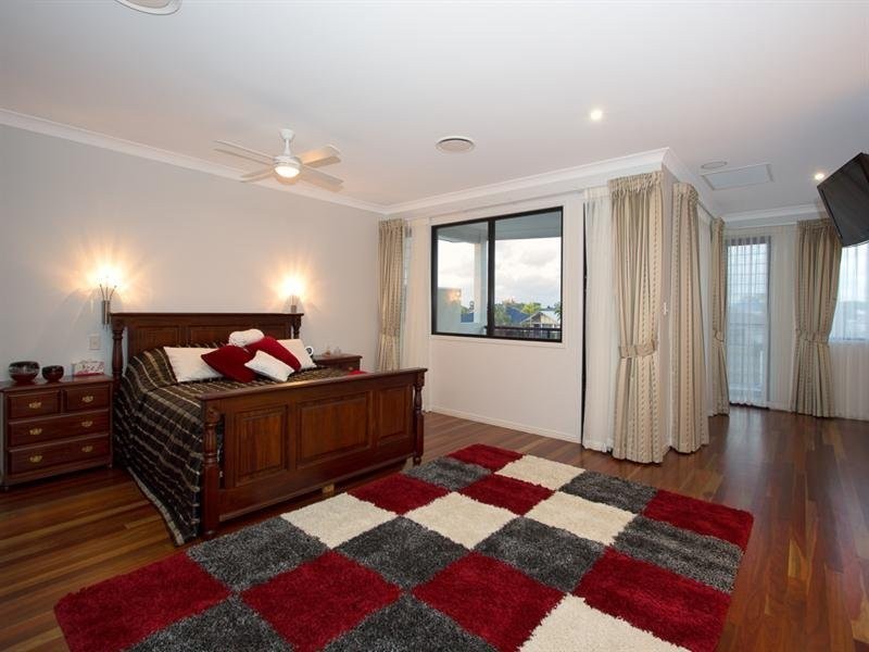40 North Point, Banksia Beach QLD 4507
