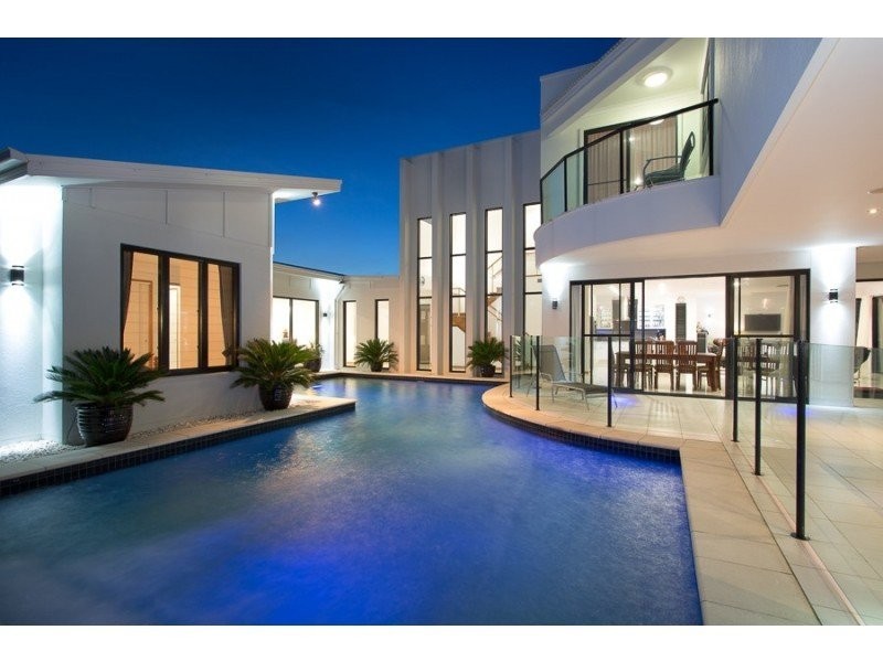 40 North Point, Banksia Beach QLD 4507