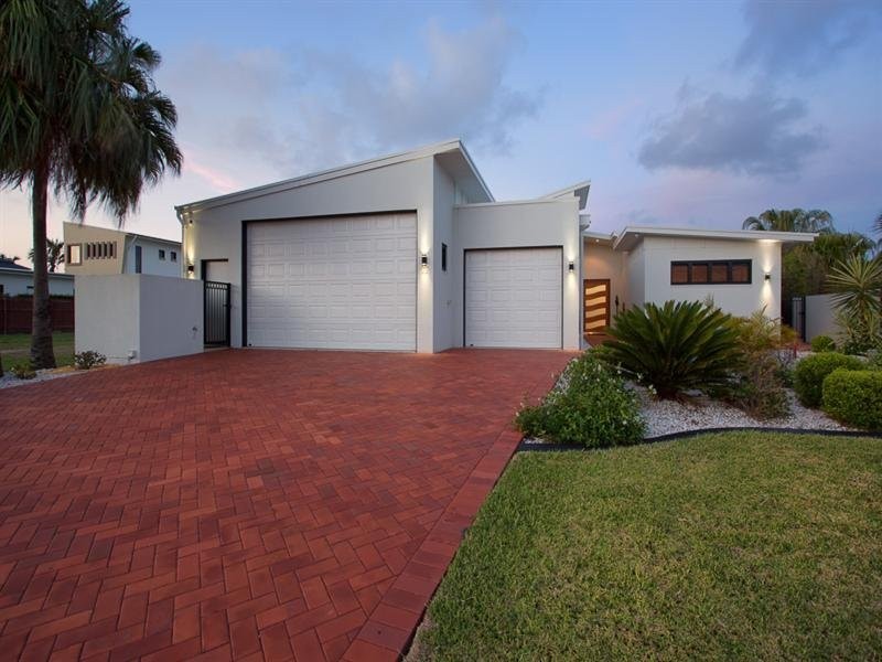 40 North Point, Banksia Beach QLD 4507