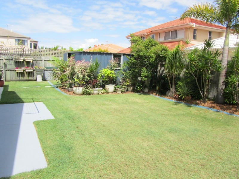 10 Dugong Crescent, Banksia Beach QLD 4507