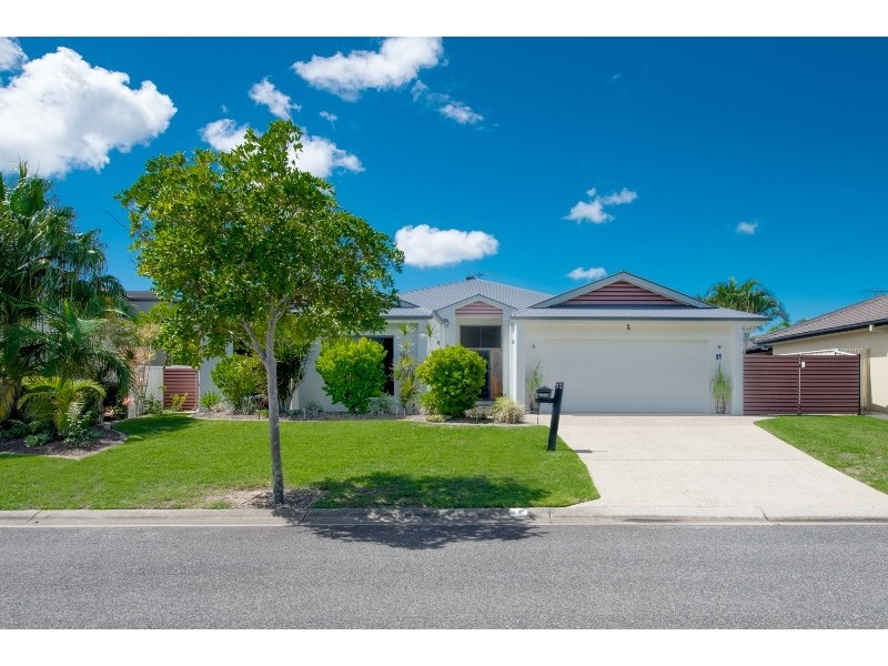 12 Teal Blvd, Banksia Beach QLD 4507