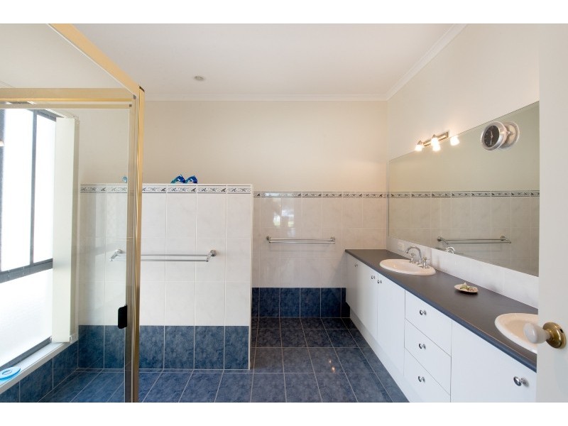 12 Teal Blvd, Banksia Beach QLD 4507