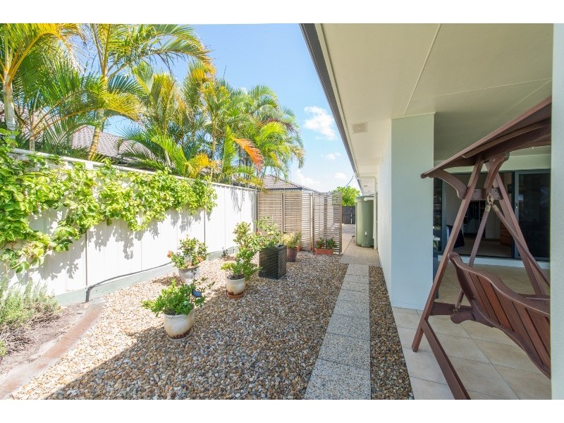 12 Teal Blvd, Banksia Beach QLD 4507
