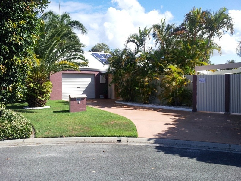 18 Anchor Court, Banksia Beach QLD 4507