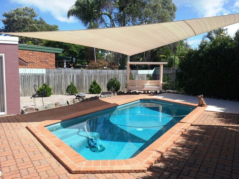 18 Anchor Court, Banksia Beach QLD 4507