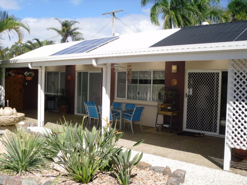18 Anchor Court, Banksia Beach QLD 4507