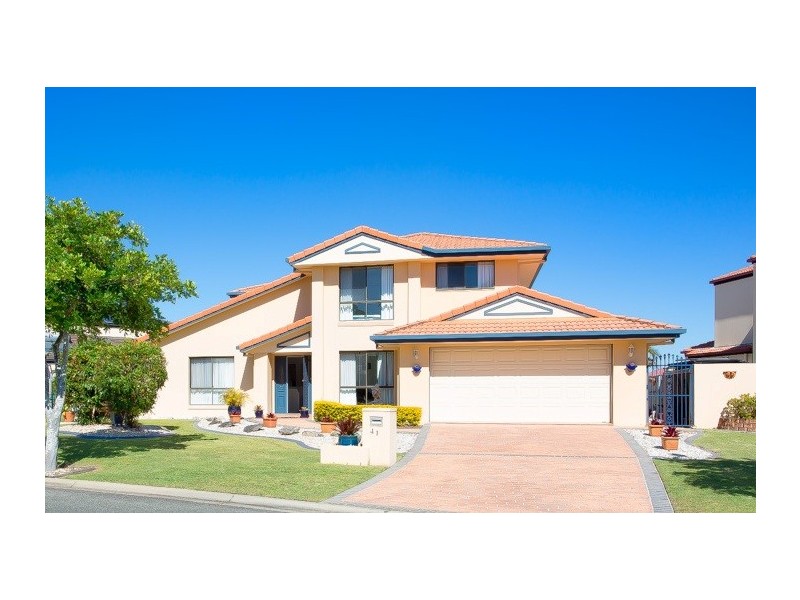 41 Voyagers Drive, Banksia Beach QLD 4507