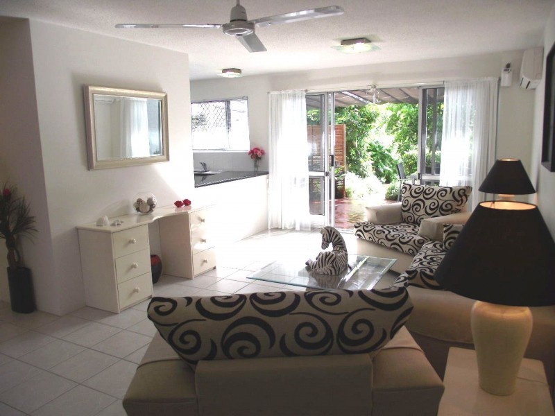 9b/10 Spinnaker Drive, Sandstone Point QLD 4511