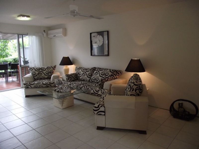 9b/10 Spinnaker Drive, Sandstone Point QLD 4511