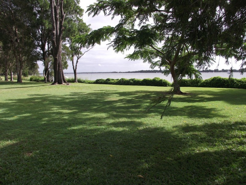 9b/10 Spinnaker Drive, Sandstone Point QLD 4511