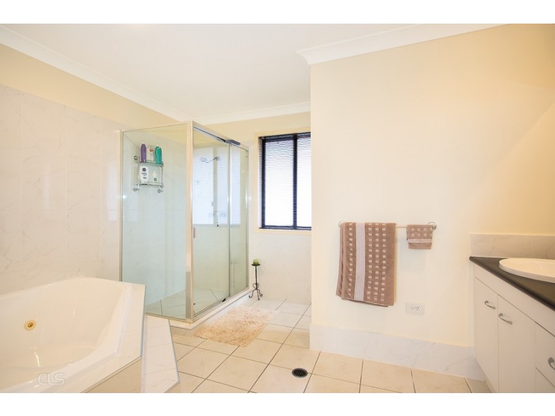 11 Kakadu Circuit, Banksia Beach QLD 4507