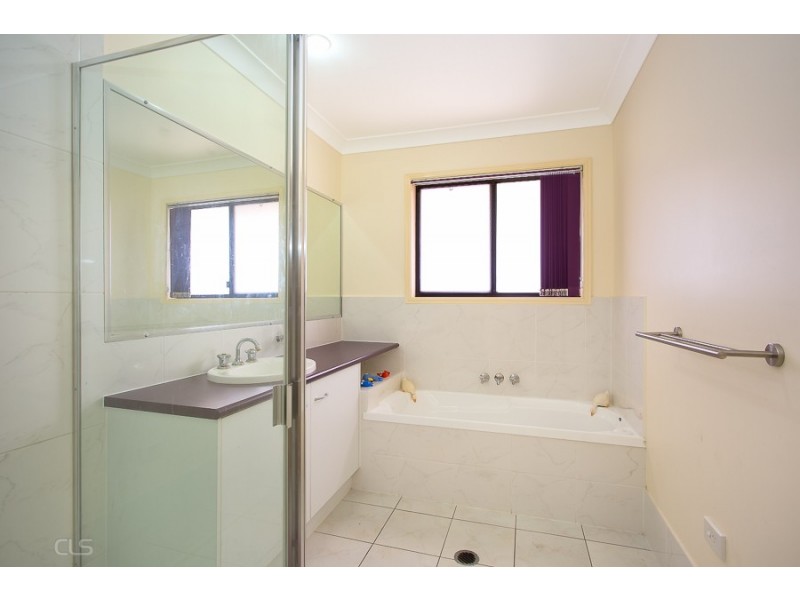 11 Kakadu Circuit, Banksia Beach QLD 4507