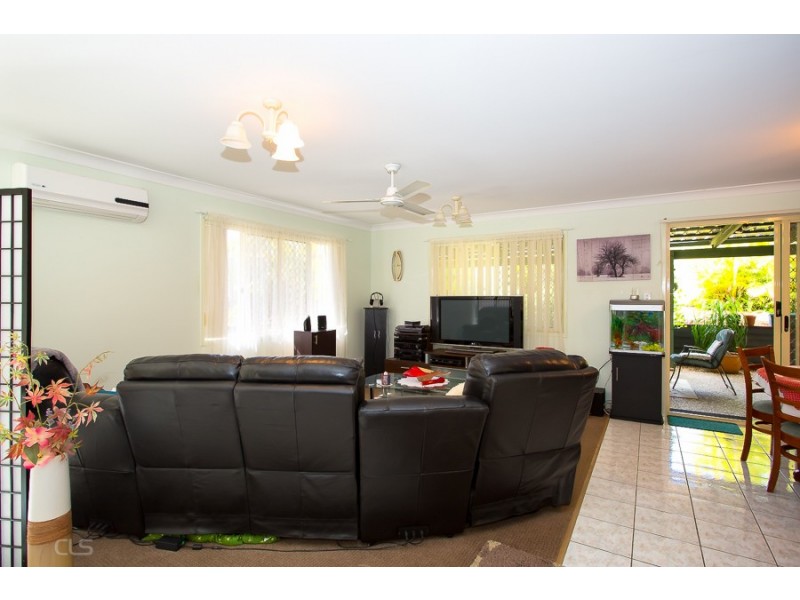 1/28 Headsail Drive, Banksia Beach QLD 4507