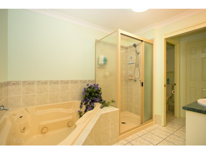 1/28 Headsail Drive, Banksia Beach QLD 4507