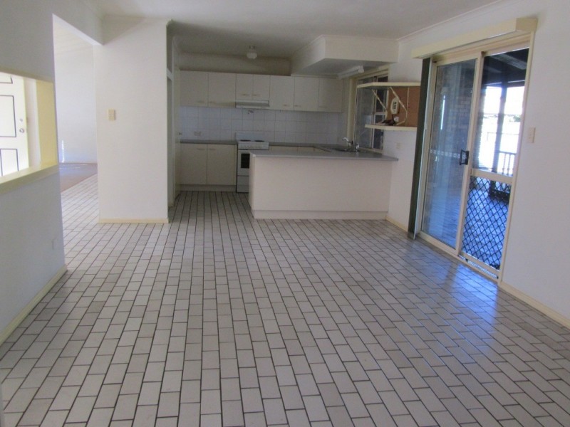 3 Fuchsia Court, Bongaree QLD 4507