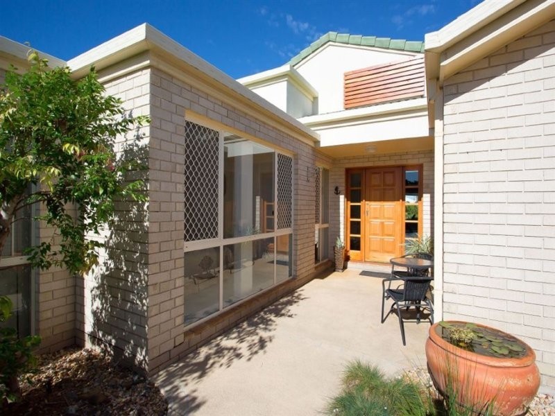 18 Trimaran Court, Banksia Beach QLD 4507