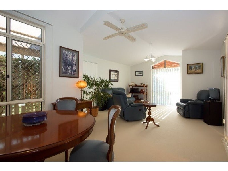 18 Trimaran Court, Banksia Beach QLD 4507