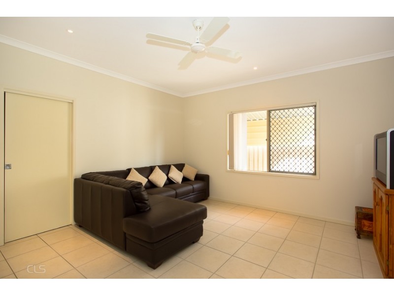 37 Raptor Parade, Banksia Beach QLD 4507