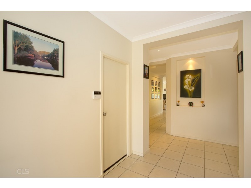 37 Raptor Parade, Banksia Beach QLD 4507