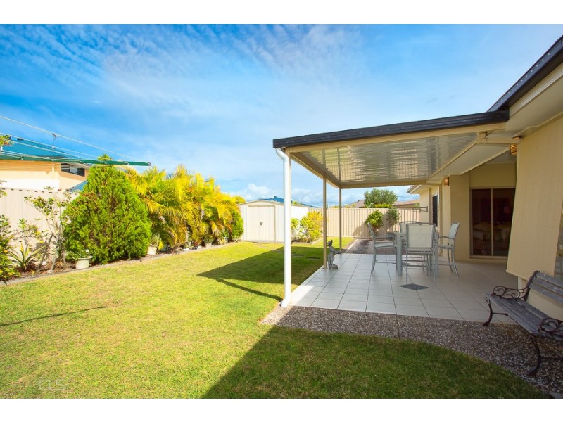 37 Raptor Parade, Banksia Beach QLD 4507