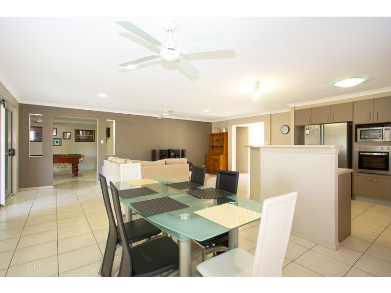 25 Barklya Crescent, Bongaree QLD 4507