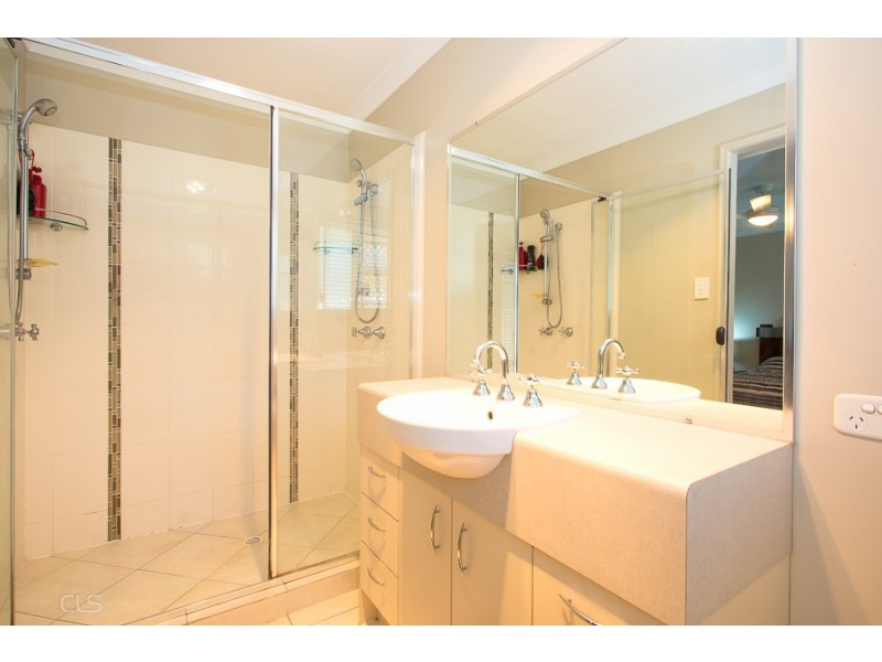 25 Barklya Crescent, Bongaree QLD 4507