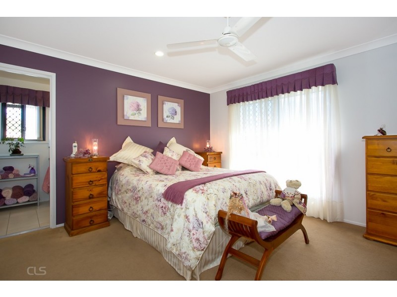 303 Bestmann Road, Sandstone Point QLD 4511