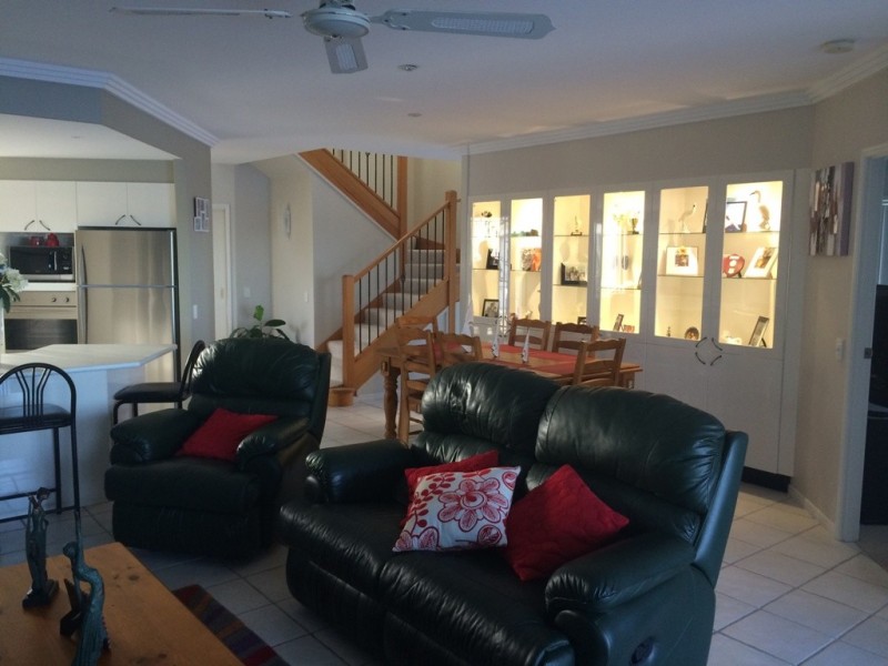 1/27 Bowsprit Crescent, Banksia Beach QLD 4507