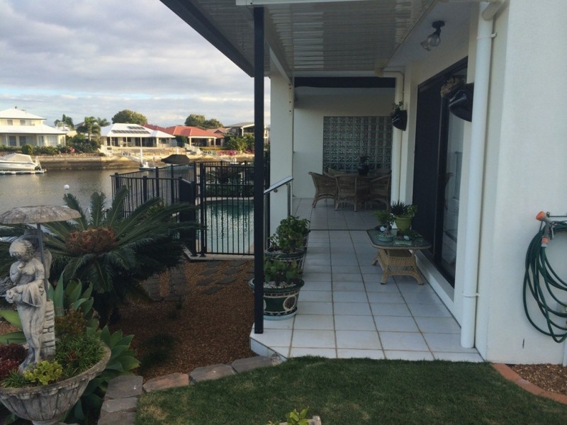 1/27 Bowsprit Crescent, Banksia Beach QLD 4507