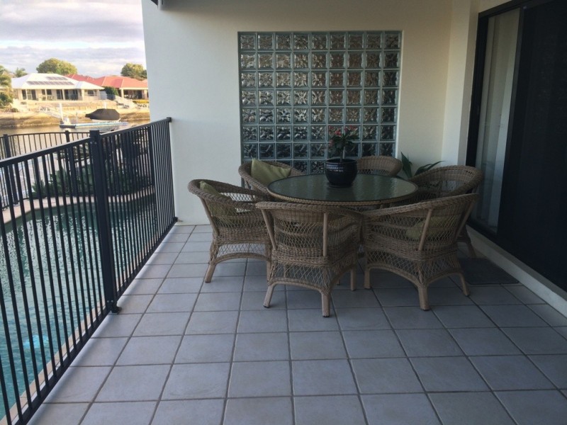 1/27 Bowsprit Crescent, Banksia Beach QLD 4507