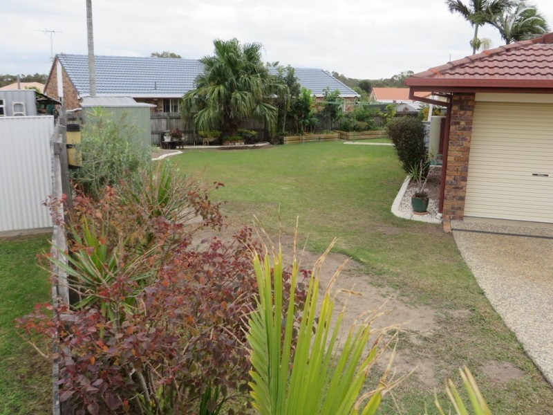 3 York Court, Sandstone Point QLD 4511