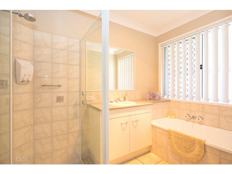 59 Topsail Cct, Banksia Beach QLD 4507