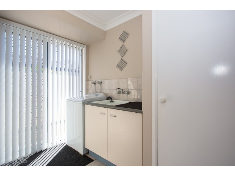 59 Topsail Cct, Banksia Beach QLD 4507