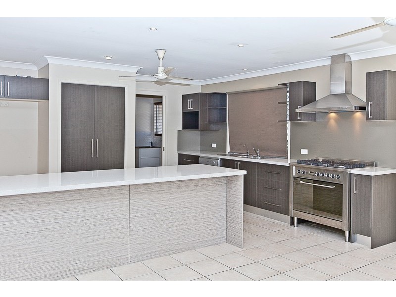 63 Cosmos Avenue, Banksia Beach QLD 4507