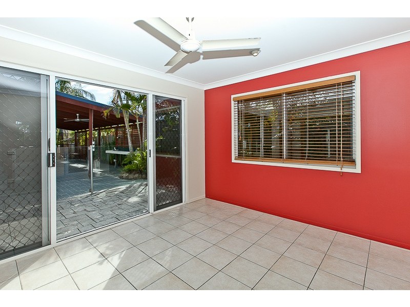 63 Cosmos Avenue, Banksia Beach QLD 4507