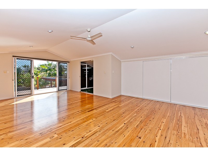 63 Cosmos Avenue, Banksia Beach QLD 4507