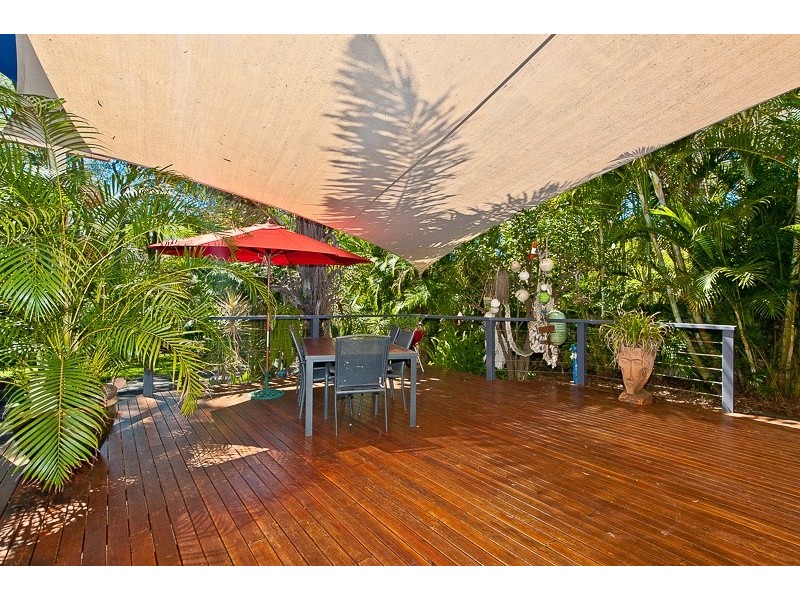 11 The Boulevarde, Bongaree QLD 4507
