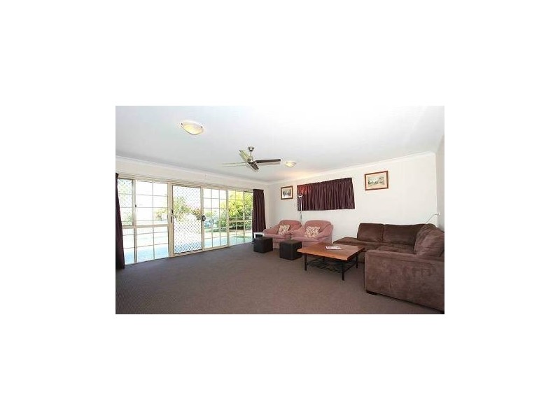 5 Jasmin Drive, Bongaree QLD 4507