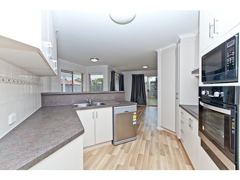 104 Avon Avenue, Banksia Beach QLD 4507