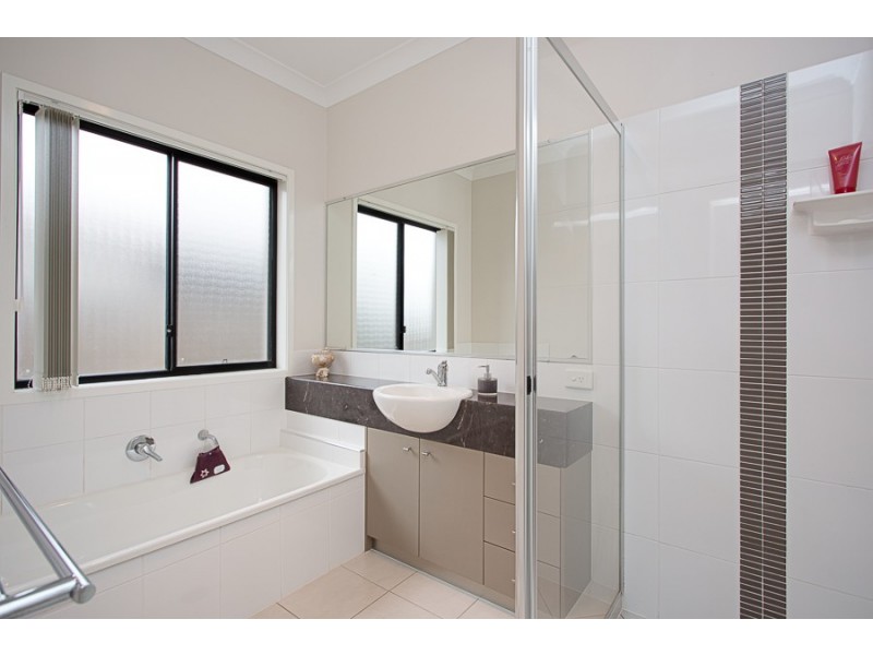 146 Marina Boulevard, Banksia Beach QLD 4507