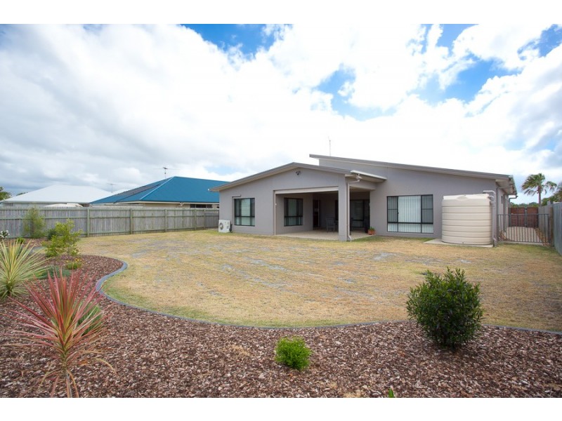 146 Marina Boulevard, Banksia Beach QLD 4507